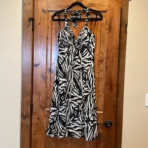 Flowy black and white chiffon halter dress!